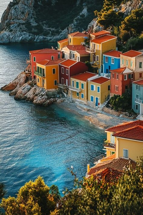 Mediterranean Coast Aesthetic, Greece Town Aesthetic, Meditarrenean Aesthetic, Mediterranean Cities, Greece Mainland, Mediterranean Photography, Isle Of Flightless Birds, Mainland Greece, Mediterranean City