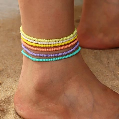 Korean Accessories, Summer Fashion Beach, Rice Bead, Beaded Anklets, Foot Jewelry, Anklet Jewelry, Bracelet Designs, Delicate Bracelet, Macarons