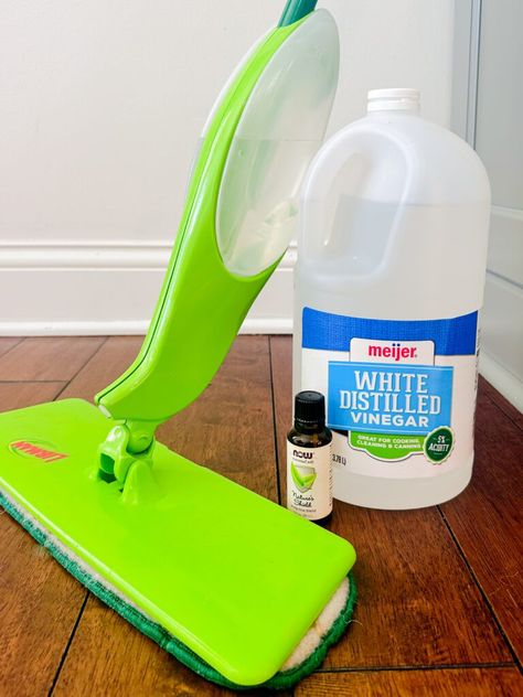 White Vinegar and Water for Cleaning Floors - The Good Wrench Vinegar Floor Cleaner, Cleaning Floors With Vinegar, Cleaning Wooden Floors, Cleaning Floors, Vinegar Cleaner, House Maintenance, Clean Hardwood Floors, Cleaning Tile Floors, Vinegar Cleaning