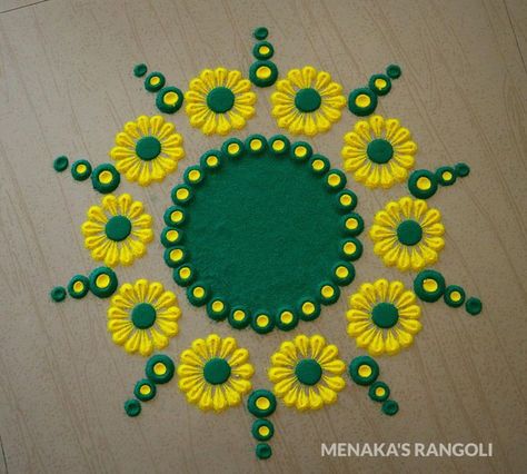 Red and Green Rangoli Designs Very Easy And Simple, Rangoli Art Design Easy, Rangoli Design Easy Simple, Easy And Beautiful Rangoli Designs, Easy Rangoli Ideas Simple, Deepawali Rangoli Designs, Easy Rangoli Designs Diwali Beautiful, Rangoli Ideas Easy, Diwali Rangoli Ideas Easy