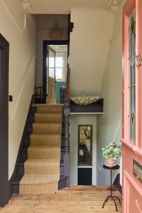 Inside a Warm Family Kitchen in a Victorian Terrace in East London Terraced House Kitchen, Victorian Terrace Hallway, Victorian Stairs, London Terrace House, Victorian Terrace Interior, Fall Bedroom Ideas, Victorian Terraced House, Cozy Fall Bedroom, Victorian Terrace House