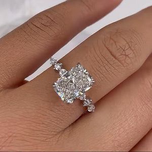 Radiant Engagement, Pretty Engagement Rings, Dream Wedding Ring, Radiant Cut Engagement Rings, Radiant Engagement Rings, Vs1 Diamond, Cute Engagement Rings, Lab Grown Diamond Engagement Ring, Future Engagement Rings