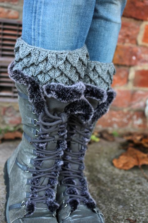 Crocodile Stitch Boot Toppers | Lime Green Lady Crochet Boot Cuffs Free Pattern, Boot Toppers Pattern, Please Stay With Me, Crochet Boot Cuff Pattern, Crochet Crocodile, Crochet Skull Patterns, Crochet Boot Cuff, Boot Cuff Pattern, Crochet Towel Topper