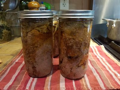 Life on the Homestead: Canning Cube Steak What Can You Make With Cube Steak, Cube Steak Freezer Meal, Canning Cube Steak, How To Prepare Cubed Steak, How To Can Beef Pressure Canning, How To Can Meat Pressure Canning, Homegrown Recipes, Tenderized Round Steak, Homestead Canning