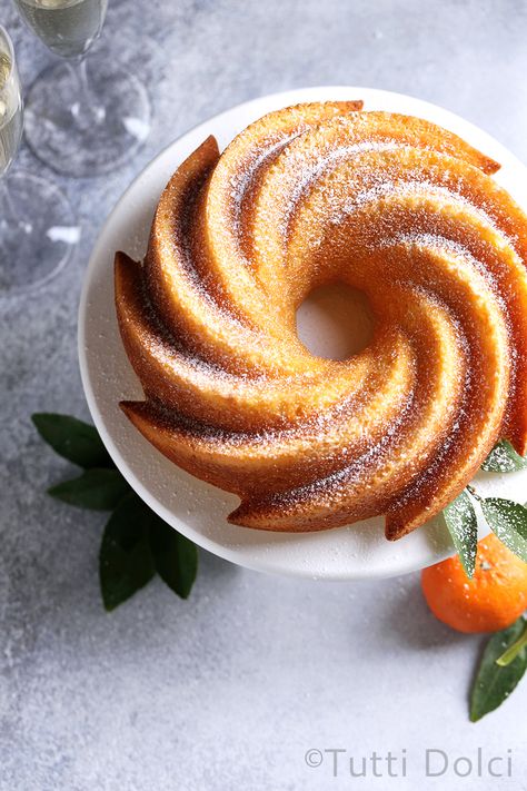 Citrus Champagne Bundt Cake | bundt cake | bundt cake recipes Champagne Bundt Cake, Sunday Dessert, Savory Cakes, Sweet Sunday, Citrus Recipes, Bundt Cakes Recipes, Monkey Bread, Bundt Pan, Icing Sugar