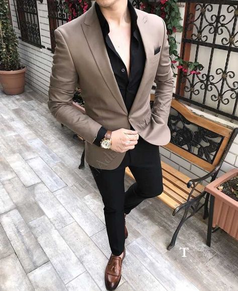 Mens Casual Suits, Stylish Mens Suits, Blazer Outfits Men, Slim Fit Suit Men, Formal Men Outfit, Mode Costume, Mens Fashion Blazer, Indian Men Fashion, Dress Suits For Men