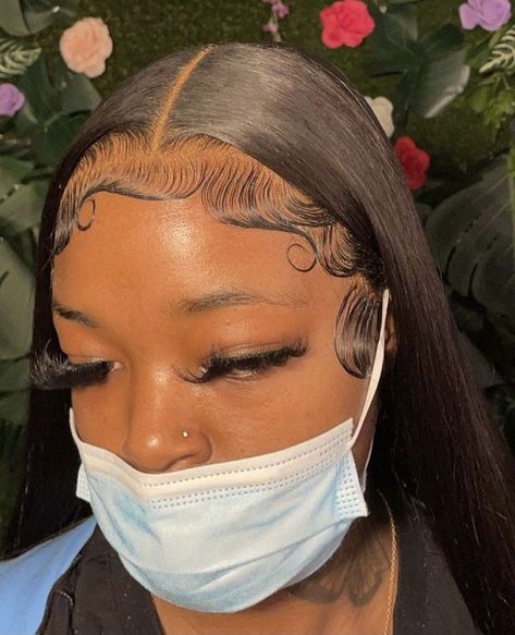 Black Hair Lace Front Wigs, Baddie Edges Ideas, Babyhairs Edges Wig, Curly Edges Hairstyles, Edge Designs Hair, Middle Part Buss Down Dramatic Edges, Swirl Edges Hair, Edges For Wigs, Edges For Middle Part