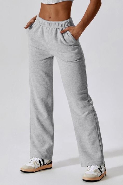 are a comfortable and stylish option for any occasion. They're perfect for lounging around the house, running errands, or going to the gym.

 #whitesweatpants #solidsweatpants #comfortablesweatpants High Waisted Sweatpants, Pants Loose, Sweatshirt Fabric, Sports Pants, Mode Inspo, Cute Everyday Outfits, Sweat Pants, Wide Legs, Pants Straight