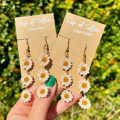 What a cute little pair 😍 These have been so popular recently! The antique white and gold look so good together. Check out my full collection of earrings on Etsy! Link in my profile ✨ Made with #Gütermann’s Top Stitch thread and a 0.6mm hook 🧵 Pattern is my own ✨ #crochetersofinstagram #crocheter #crochetaddict #etsy #crochettrends #crochetofinstagram #crochetinspiration #crochet #crochetdaily #coffee #crochettherapy #craftastherapy #yarn #microcrochetjewellery #microcrochetjewelry #micro... Micro Crochet Earrings Pattern, How To Make Crochet Earrings, Small Crochet Earrings, Micro Crochet Earrings, Coffee Crochet, Crochet Projects To Sell, Yarn Earrings, Earrings Crochet, Micro Crochet