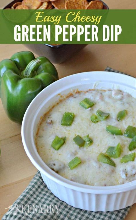 Yum! I love green pepper! This is a great appetizer or snack for watching football on gameday this fall. Green Pepper Dip, Belle Of The Kitchen, Green Pepper Recipes, Warm Appetizers, Pepper Dip, Cheesy Snack, Cheesy Appetizer, Stuffed Pepper Casserole, Stuffed Pepper Dip