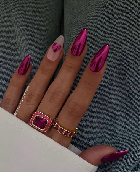 Magenta Nails, Pink Chrome Nails, Manikur Kuku, Chrome Nail Art, Chrome Nails Designs, Nagellack Trends, Nail Designs Valentines, Metallic Nails, Pink Nail