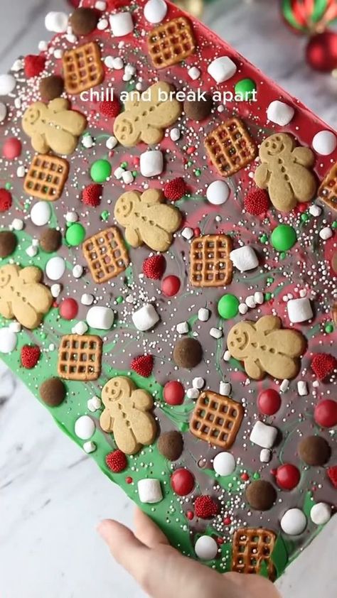 Christmas Bark Ideas, Choclate Bark, Chocolate Bark Ideas, Choc Bark, Dessert Bark, Friendsmas Ideas, Christmas Chocolate Bark, Chocolate Bark Christmas, Christmas Bark Recipes