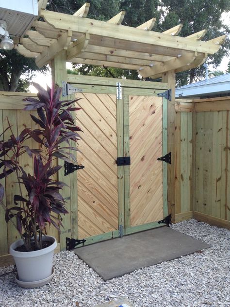 Pergola gate Pergola Gate, Fence Pergola, Small Garden Shed, Farm Entrance, Backyard Gates, Side Gate, Grape Arbor, Gate Entrance, Trellis Fence