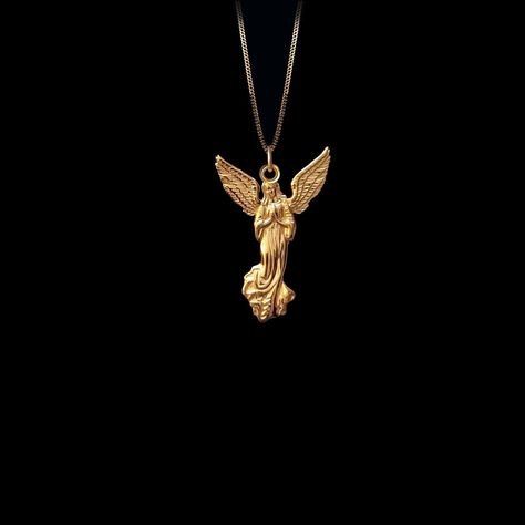 Embrace celestial elegance with our gold Angel pendants, exquisitely crafted in the USA. These divine pieces serve as a symbol of protection, guidance, and purity, perfect for those seeking a heavenly touch in their jewelry collection. 𝗣𝗘𝗡𝗗𝗔𝗡𝗧 𝗜𝗡𝗙𝗢𝗥𝗠𝗔𝗧𝗜𝗢𝗡 This pendant is made of real, solid gold. * Made in USA * Size: 𝗠𝗜𝗡𝗜 * Material: 14k or 18k solid gold * Finish: polished * Height: 1" (27 mm) | *includes the small circle, bail dimensions not included * Width: 0.71" (18 m Mini Angel, Gold Angel, Angel Necklace, Angel Pendant, Small Circle, Solid Gold Chains, Box Making, Yellow Gold Pendants, Elegant Jewelry