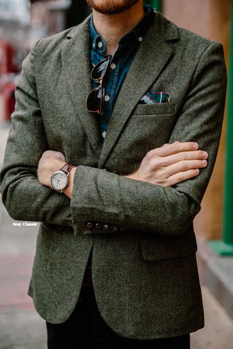 Stay Classic - Page 46 of 212 - an affordable approach to classic men's style Sports Coat And Jeans, Black Denim Jacket Outfit, Buffalo Exchange, Jack Spade, Herringbone Blazer, Mens Fashion Classic, January 19, Sharp Dressed Man, Black Denim Jacket