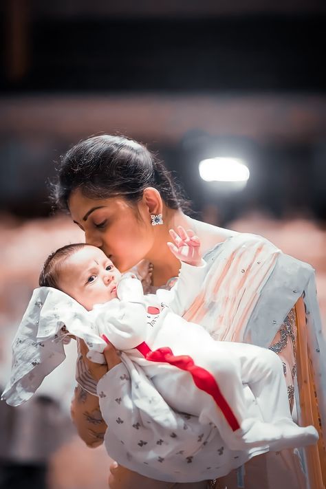 Maa Love Photo, Mother Photos Hd, Mom Images Hd, Amma Ponnu Images Hd, Amma Images Hd, Amma Images, Mother Pic, Mother And Baby Images, Amma Photos