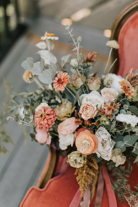 Dark Peach Wedding Theme, Peach Autumn Wedding, Cream And Peach Bouquet, Peach Color Flower Arrangements, April Bouquet Wedding, Late Summer Wedding Centerpieces, Peach Wildflower Bouquet, Wedding Flowers Late Summer, Bridal Bouquet Late Summer