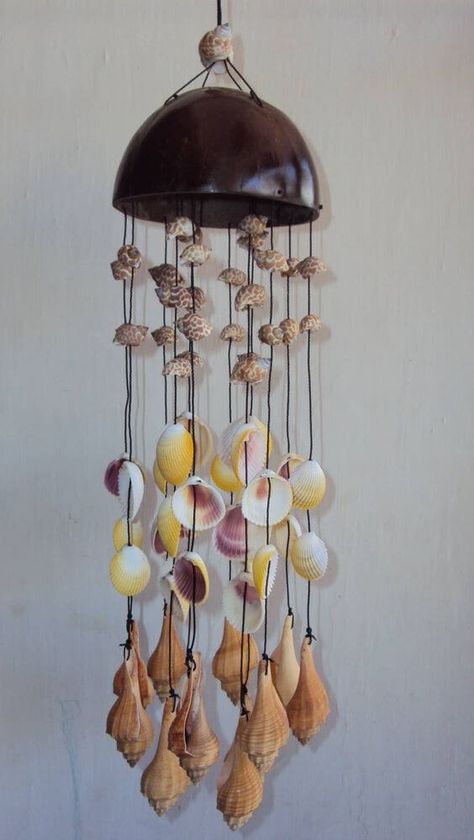 20 Striking DIY Coconut Shell Ideas to Decorate Your Home - 144 Art Deco Style Interior, Coconut Shell Crafts, Empty House, Diy Coconut, Shell Wind Chimes, Shell Ideas, Art Deco Floor Lamp, Wood Jewelery, Coconut Shells