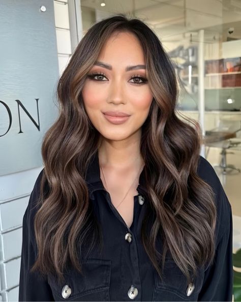 Brown Summer Hair, Highlights Balayage, Caramel Balayage, Spring Hair Color, Hair Dark, Caramel Highlights, Low Maintenance Hair, Spring Hair, Hair 2024