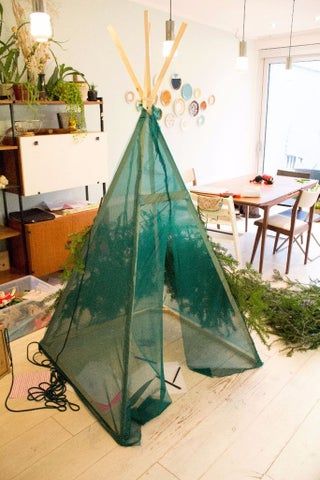 Tipi Christmas Tree: 5 Steps (with Pictures) Christmas Tree Fort Diy, Christmas Tree Fort, Christmas Tepee, Christmas Tree Teepee, Christmas Tree Tent, Tree Teepee, Diy Kids Tent, Merry Chrysler, Diy Teepee