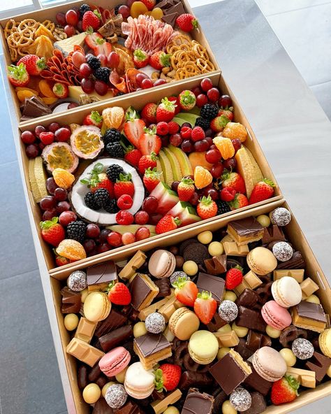 Sweet Baby Cheeses ✔️ Fresh Fruit ✔️ Sweets ✔️ Just about the perfect grazing box combination, right?! 🎈#platterco Catering Box Ideas, Sweet Platter Ideas, Sweet Grazing Table, Sweet Grazing Platter, Grazing Box Ideas, Dessert Grazing Table, Sweets Platter, Platter Boxes, Cheese And Fruit Platter