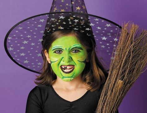 Alayna's ideal face paint for her Halloween 2013 witch costume. Kids Witch Makeup, Witch Face Paint, Halloween Face Paint Designs, Easy Halloween Face Painting, Halloween Face Painting, Maquillage Halloween Simple, Face Painting Easy, Witch Makeup, Witch Face