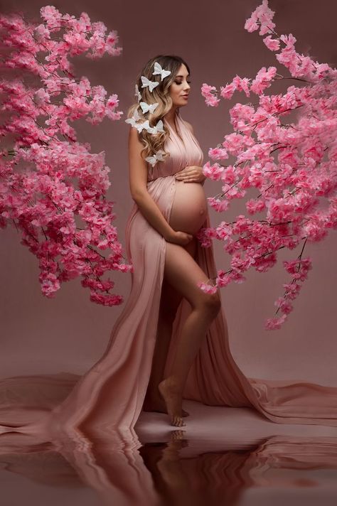 studio maternity cheery blossom session Pregnant Lady Photoshoot, Prego Photoshoot Ideas, Creative Maternity Shoot Ideas Outdoor, Women Pregnancy Photos, Red Maternity Shoot, Girl Maternity Shoot Ideas, Chic Maternity Photos, Princess Maternity Shoot, Unique Maternity Pictures Creative