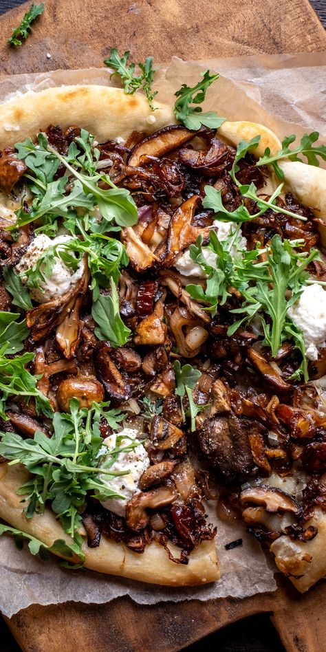 Craving the perfect vegan pizza? Look no further! Introducing the Caramelized Shallot & Wild Mushroom Pizza – loaded with deliciously caramelized shallots, luscious wild mushrooms, and all the veggies you love! 🍄🥬🌶️ A meal that's not just for vegetarians, but for everyone who appreciates a flavor explosion in their pizza. Dive into this scrumptious delight and experience the magic! ✨ Get the full recipe! Wild Mushroom Pizza, Mushroom Pizza Recipes, Roasted Carrot Salad, Pizza Vegana, Sweet Pizza, Roasted Red Pepper Pasta, Caramelized Shallots, Mushroom Magic, Quick Easy Vegan