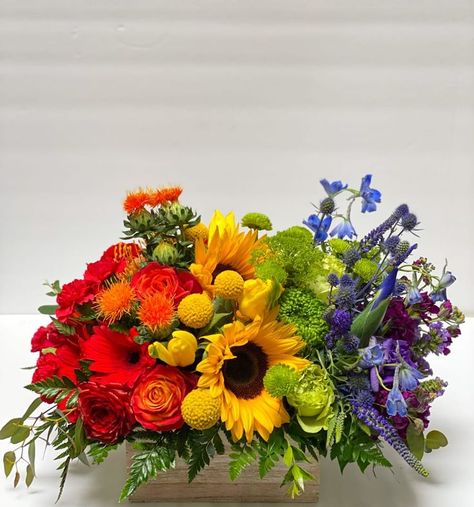 Pride Flower Arrangements, Pride Floral Arrangement, Rainbow Floral Arrangements, Rainbow Wedding Centerpieces, Rainbow Flower Arrangement, Olympic Party Decorations, Crayola Party, Pride Flowers, Rainbow Wedding Theme