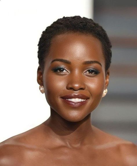 MIKHAYLA on X: "Lupita clears easily https://t.co/k9tN8bSIPg" / X Lupita Nyong'o Icon, Lupita Nyong'o Makeup, Lupita Nyong'o Aesthetic, Lupita Nyongo Hair, Lupita Nyong'o Style, Ingenue Romantic, Ingenue Essence, Lupita Nyong, Lupita Nyongo