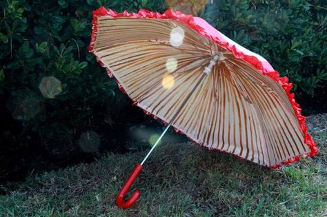 Mushroom Umbrella Diy Mushroom Accessories, Diy Ren Faire Accessories, Mushroom Parasol, Mushroom Headband, Umbrella Tutorial, Eyeball Wreath, Mushroom Umbrella, Mushroom Outfit, Diy Mushroom