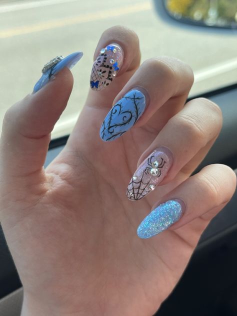 Corpse Bride Nails Inspired, Tim Burton Nails Corpse Bride, Corpse Bride Nails Short, Acrylic Nails Bride, Corpse Bride Nail Ideas, Emily Corpse Bride Nails, Blue Spooky Nails, Halloween Nails Corpse Bride, Corpse Bride Quinceanera Theme