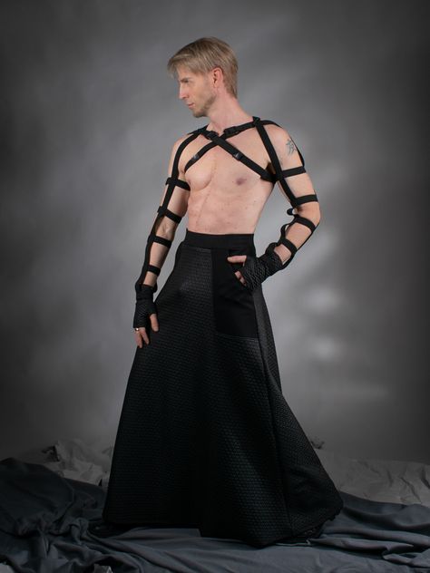 Scifi Fashion Men, Conceptual Fashion Men, Weird Fashion Men, Dark Fashion Mens, Romantic Goth Outfits Men, Gothic Mens Fashion, Corporate Goth Men, Masculine Goth Outfits, Mens Skirt