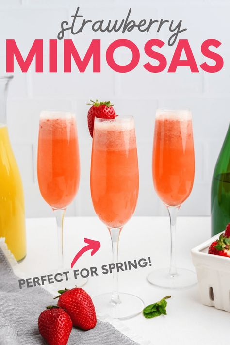 Strawberry Mimosa Recipe, Strawberry Mimosas, Brunch Potluck, Mimosa Ingredients, Pink Brunch, Orange Mimosa, Strawberry Mimosa, Simple Brunch, Easter Cocktails