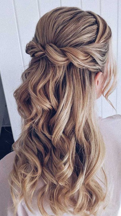 43 Gorgeous Half Up Half Down Hairstyles Bridal Half Up Half Down, Rustic Wedding Theme, Half Up Wedding, Wedding Hair Half, Wedding Hairstyles Bridesmaid, Bridesmaid Hair Half Up, Half Up Half Down Hairstyles, Wedding Hairstyles Half Up Half Down, Wedding Hair Inspiration