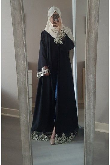 pins @nivetas Black Abaya Designs, Abaya Fashion Dubai, Modele Hijab, Estilo Hijab, Abaya Style, Hijab Fashionista, Modest Fashion Hijab, Muslim Fashion Hijab Outfits, Muslim Women Fashion