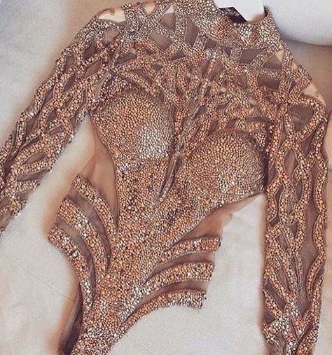 Gold Bodysuit, Pastel Outfit, Lifestyle Magazine, Rave Outfits, Stage Outfits, Mode Inspiration, Dance Outfits, Fashion Killa, Birthday Outfit