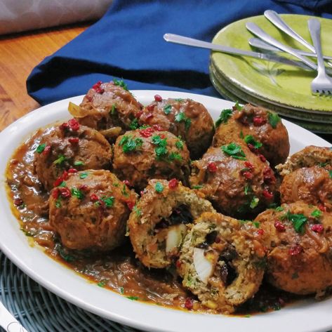 Koofteh Tabrizi is a big meat ball with its juice. The origin of the name for the dish is from the city of Tabriz in Azerbaijan province. Tabriz Koofteh or Kufteh Tabrizi means meatball of Tabriz.  #travel #tour #iran #adventure #food #hipersia Koofteh Tabrizi, Meditterean Recipes, Kabob Chicken, Joojeh Kabob, Persian Food Recipes, Persian Restaurant, Iran Food, Iranian Recipes, Chicken Kebab