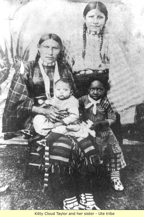 Mississippians: and other Ancient Black Americans Black Indians, Wilde Westen, Native American Heritage, We Are The World, Indian History, Foto Vintage, Native American History, Interesting History, Native American Culture