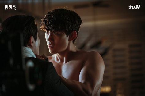 New stills added for the Korean drama 'Vincenzo'. Continue reading Uk Icon, Kwak Dong Yeon, Ok Taecyeon, Korean Drama Stars, Korean Drama Best, Drama Korea, Handsome Actors, Kdrama Actors, Asian Actors