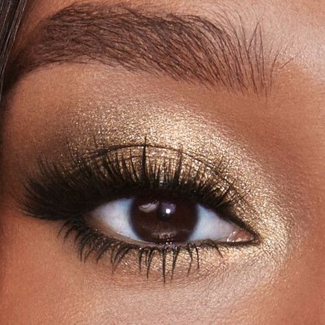 Green Eyeshadow For Brown Eyes, Green Gold Makeup, Luxury Palette, Sweet Makeup, Make Up Gold, Gold Smokey Eye, Homecoming Court, Gold Makeup Looks, Green Smokey Eye