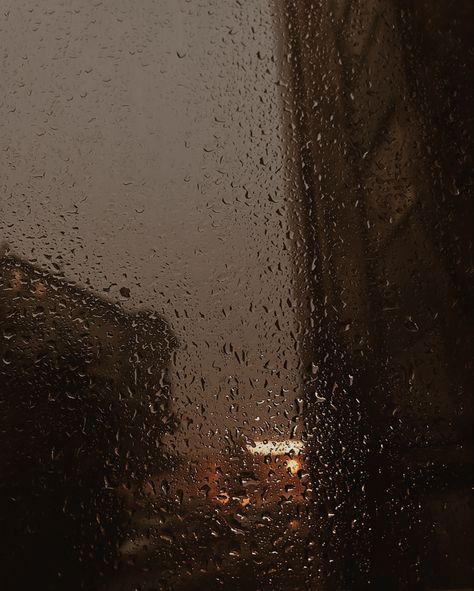 Rain Aesthetic Brown, Rain On A Window Aesthetic, Rain Brown Aesthetic, Brown Rain Aesthetic, Gray Rain Aesthetic, Rain Window Aesthetic, Goth Playlist, Dark Academia Rain, Eye Aesthetic