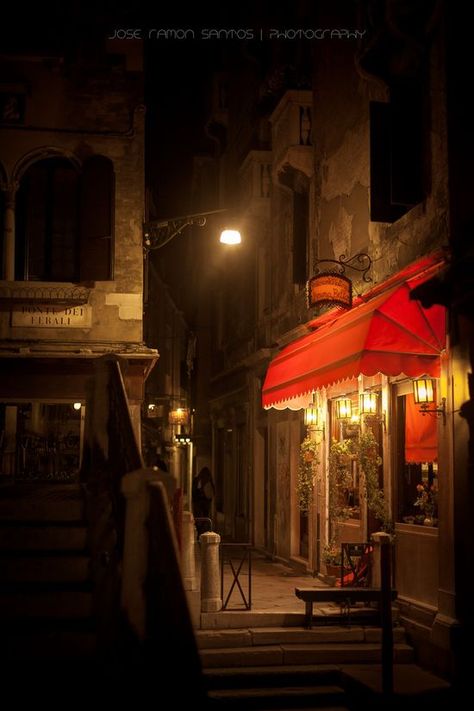 here. Italy Aesthetic, Night Aesthetic, Venice Italy, Scenic Views, 그림 그리기, Italy Travel, At Night, Venice, Places To Go