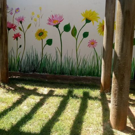 Backyard Mural Ideas Wall, Outdoor Wall Painting Ideas Backyards, Outdoor Wall Paint, Painted Garden Sheds, Simple Wall Paintings, Mural Cafe, Garden Fence Art, Garden Mural, Flower Mural