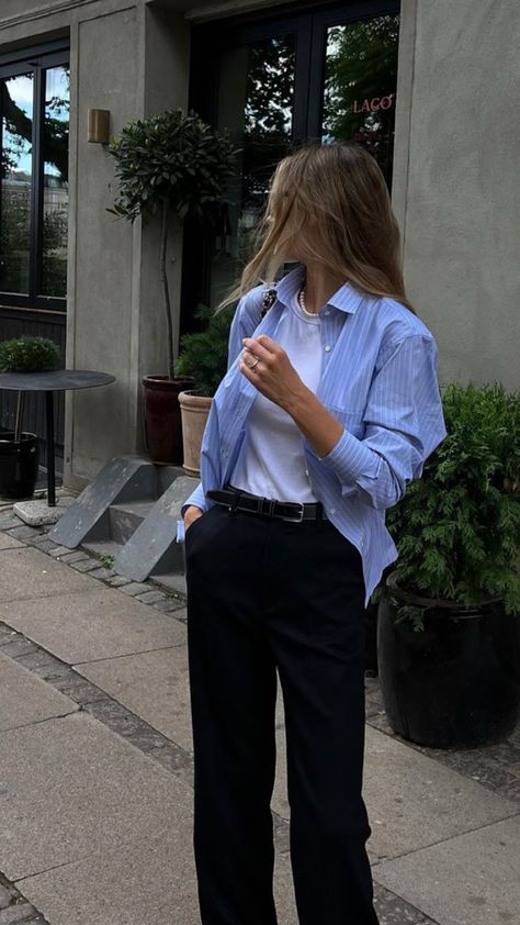 Trendy Office Outfits Summer, Mexico City Summer Outfits, Timeless Aesthetic Outfit, Different Style Names, Semi Modest Summer Outfits, Lazy Work Outfit Office, Work Fits Aesthetic, Stripped Button Down Outfit, Spring Outfits2023