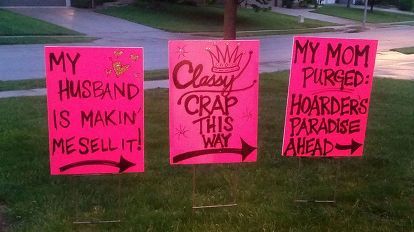 garage sale signs, crafts, garages Funny Garage Sale Signs, Garage Sale Ideas Display, Yard Sale Display, Yard Sale Hacks, Yard Sale Organization, Garage Sale Organization, Estate Sale Signs, Neighborhood Garage Sale, Garage Sale Tips