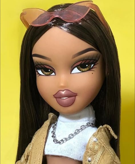 tags : bratz dolls nostalgic aesthetic chloe jade sasha yasmin skinny legend trendy profile photo picture instagram Bratz Doll Makeup, Bratz Yasmin, Black Bratz Doll, Red Aesthetic Grunge, Bratz Doll Outfits, Brat Doll, Bratz Girls, Doll Aesthetic, Doll Makeup