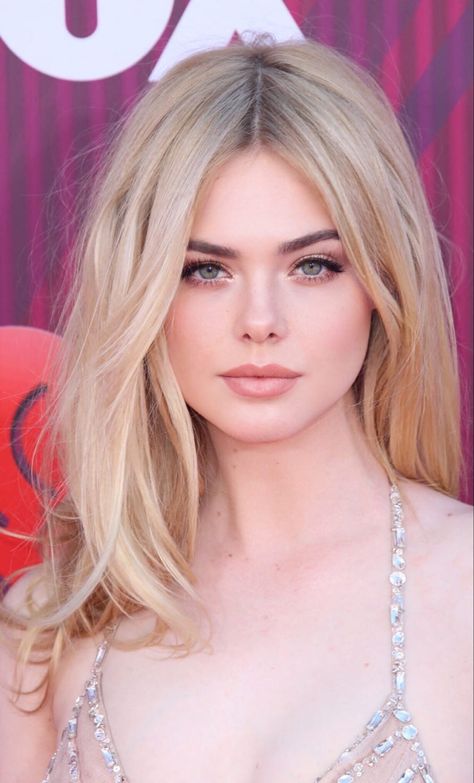 Elle Fanning Hair, Elle Fanning Style, Makeup For Blondes, Elle Fanning, Wedding Makeup, Hair Inspo, Hair Inspiration, Pretty People, Blonde Hair