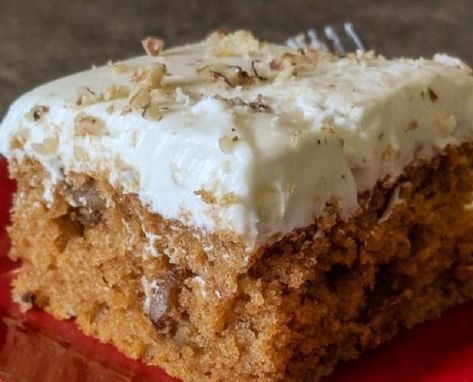 Carrot Cake Box Recipe, Butterscotch Poke Cake, Carrot Recipes Dessert, Vanilla Bean Cake, Carrot Cake Recipes, Vanilla Bean Cakes, Bean Cake, Easy Carrot Cake, Roll Cakes