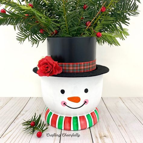 Diy Christmas Box, Flower Vase Crafts, Christmas Table Decorations Diy, Diy Christmas Table, Poinsettia Plant, Red And White Flowers, Diy Snowman, Vase Crafts, Holiday Ribbon